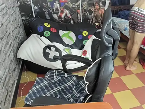 wex 077 online show from 04-08-26, 01:38