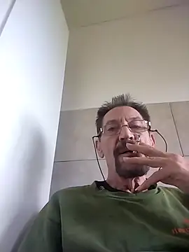 Costy601 online show from 04-22-26, 11:45