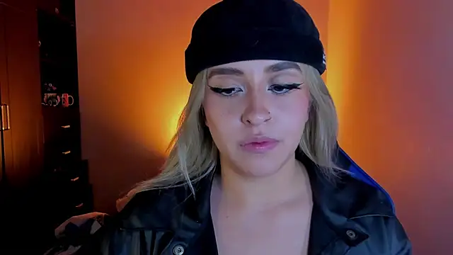 saradiazxxx online show from 03-28-26, 03:17