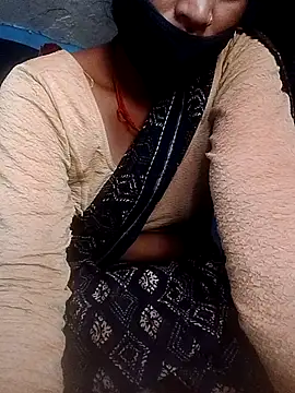 Snapshot of Vidya_Balan143 chatting on 05-17-26, 05:05 Vidya Balan143 online show from 05-17-26, 05:05