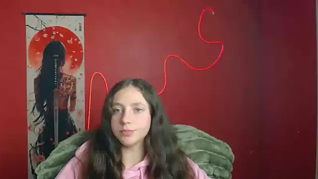 Snapshot of KissMeJulia chatting on 05-16-26, 10:36 KissMeJulia online show from 05-16-26, 10:36