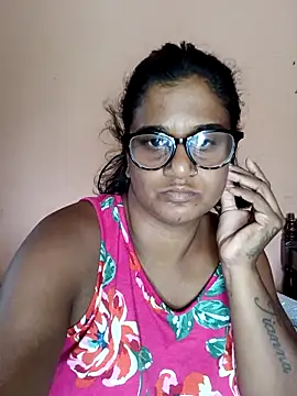 indianstrawberrylips4u online show from 03-08-26, 06:28