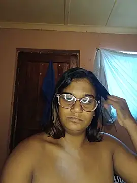 indianstrawberrylips4u online show from 06-03-26, 06:05