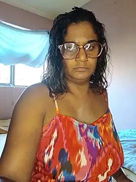 Snapshot of indianstrawberrylips4u chatting on 06-22-26, 06:54 indianstrawberrylips4u online show from 06-22-26, 06:54