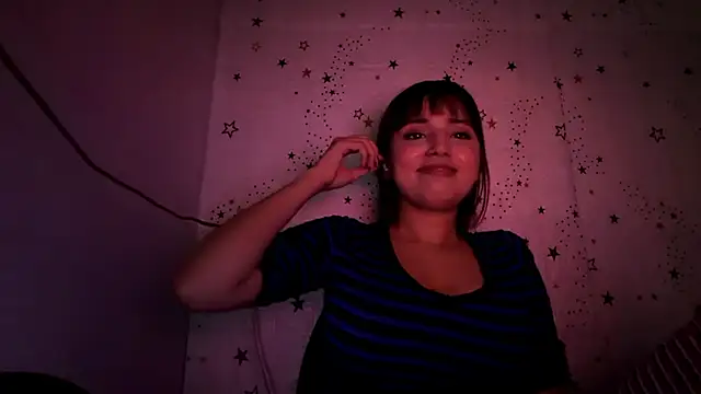 Snapshot of AngelCruz616 chatting on 02-26-26, 04:50 AngelCruz616 online show from 02-26-26, 04:50