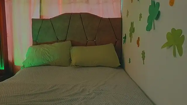 Keyla roberts777  online show from 03-18-26, 12:30