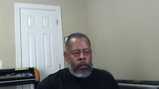 Cleozevo1961 online show from 03-26-26, 04:12