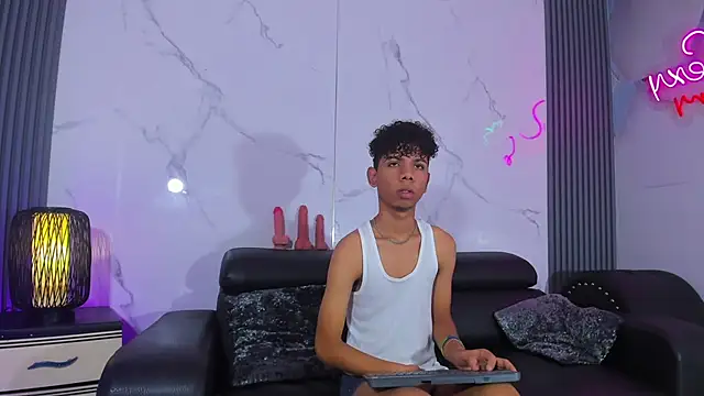 Spicy guys online show from 05-14-26, 01:18