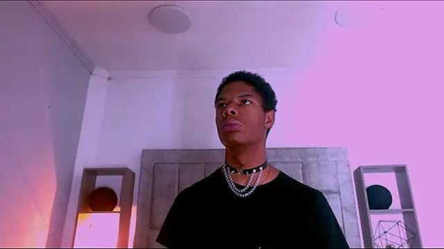 Santiago Ortiz  online show from 04-11-26, 03:16