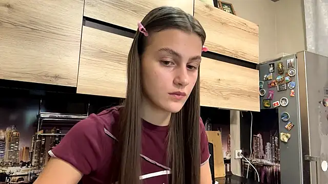 Snapshot of SwappingFate chatting on 02-25-26, 01:21 SwappingFate online show from 02-25-26, 01:21