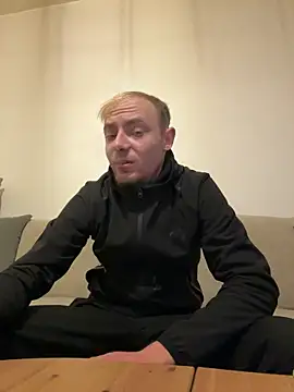 Crevette311 online show from 11-26-25, 09:05