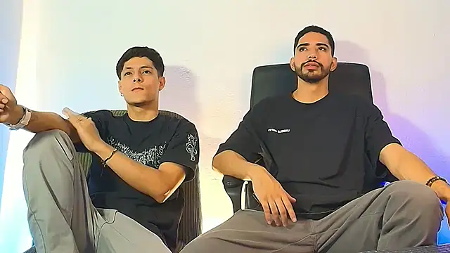 Kratoswolf online show from 07-10-26, 03:58