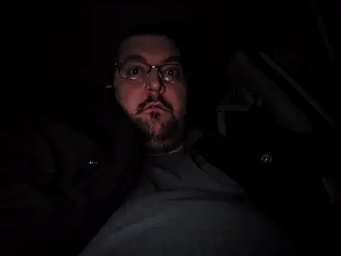 Snapshot of Schlongo420 chatting on 12-27-24, 07:51 Schlongo420 online show from 12-27-24, 07:51