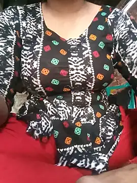 BreezySexyGirl69 online show from 05-18-26, 06:52