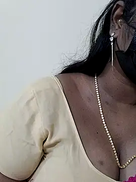 Snapshot of Navya-Reddy chatting on 02-24-26, 06:00 Navya-Reddy online show from 02-24-26, 06:00