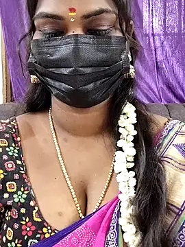 Snapshot of Navya-Reddy chatting on 03-18-26, 11:13 Navya-Reddy online show from 03-18-26, 11:13