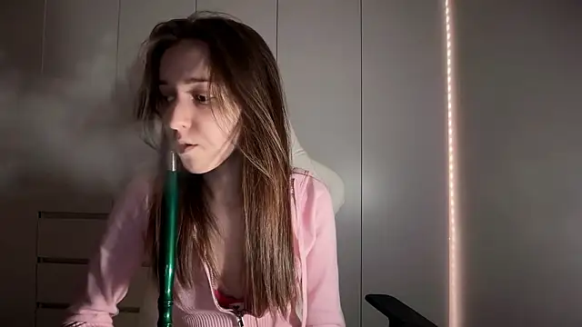 Snapshot of monnymoonn chatting on 02-23-26, 02:03 monnymoonn online show from 02-23-26, 02:03