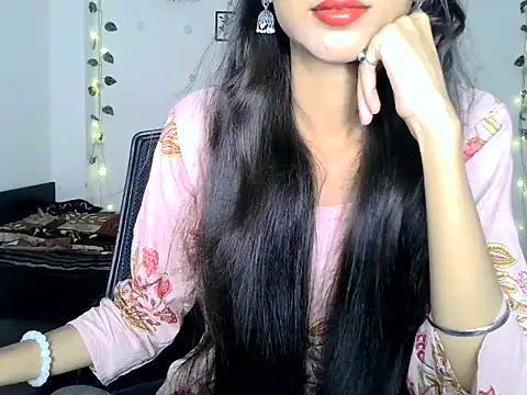 SIKSHA SINGH online show from 07-21-26, 07:16