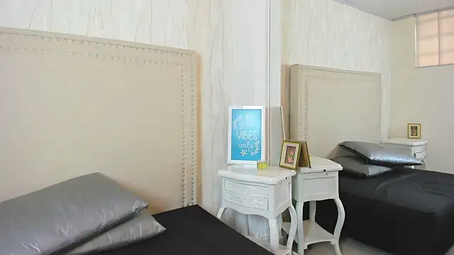 FernandaAvilax online show from 04-20-26, 07:04