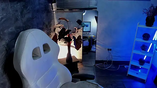 SophyAdams online show from 04-05-26, 05:37