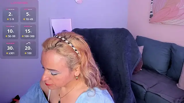 Snapshot of Ivonne_4 chatting on 05-23-26, 01:26 Ivonne 4 online show from 05-23-26, 01:26