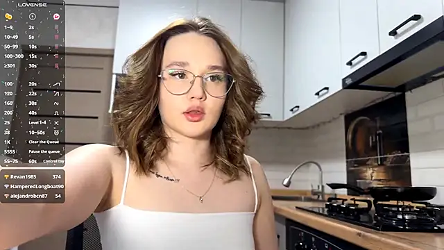 AinaSmith online show from 03-27-26, 10:04