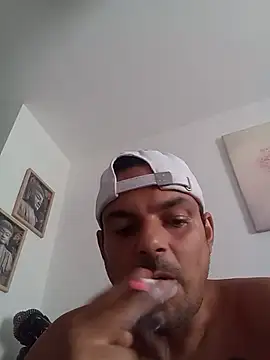 Snapshot of morenitoymorena chatting on 07-19-26, 10:08 morenitoymorena online show from 07-19-26, 10:08