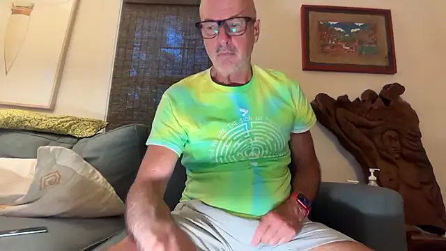 Snapshot of Guy__Grey chatting on 07-06-26, 12:40 Guy Grey online show from 07-06-26, 12:40