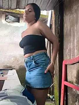 DulceCaroX online show from 04-15-26, 08:09