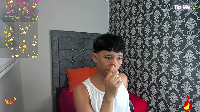 Snapshot of Little_Twink19x chatting on 07-19-26, 07:39 Little Twink19x online show from 07-19-26, 07:39