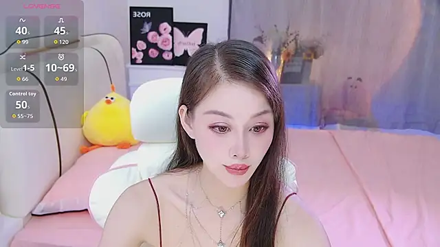 Luckmia333 online show from 05-13-26, 03:20