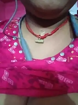 Snapshot of Karishma_bhabi99A chatting on 07-02-26, 06:19 Karishma bhabi99A online show from 07-02-26, 06:19