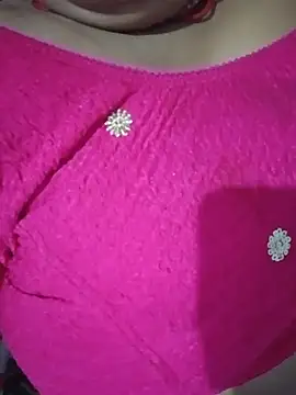 Snapshot of Karishma_bhabi99A chatting on 07-14-26, 12:13 Karishma bhabi99A online show from 07-14-26, 12:13