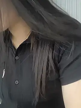 Snapshot of MayEva_ly chatting on 07-19-26, 04:05 MayEva ly online show from 07-19-26, 04:05