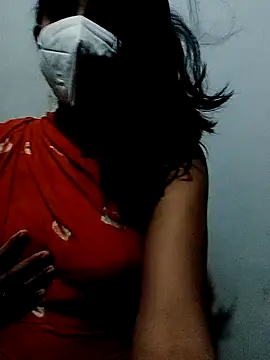 Snapshot of bad_riya chatting on 03-05-26, 04:47 bad riya online show from 03-05-26, 04:47