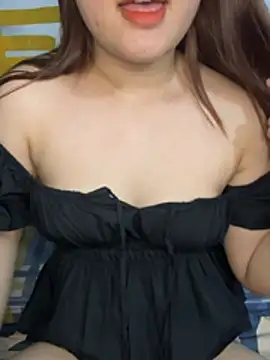 Snapshot of -Tanu- chatting on 02-19-26, 10:11 -Tanu- online show from 02-19-26, 10:11