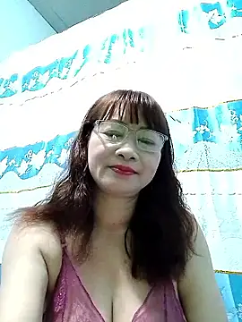 Snapshot of ary0099 chatting on 03-04-26, 04:35 ary0099 online show from 03-04-26, 04:35