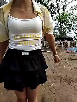 ngocbao11 online show from 03-02-26, 12:57