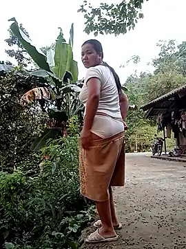 chubby0011 online show from 04-06-26, 11:16