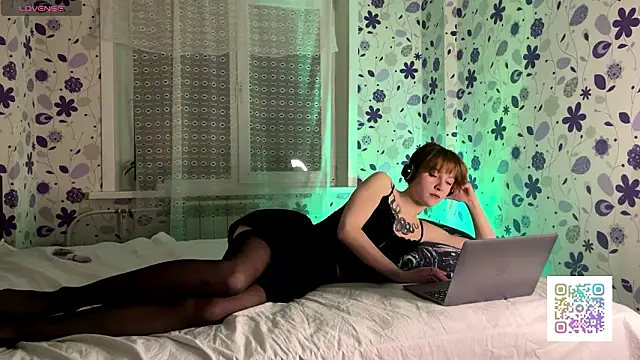 Snapshot of NIce_fox chatting on 02-26-26, 03:44 NIce fox online show from 02-26-26, 03:44