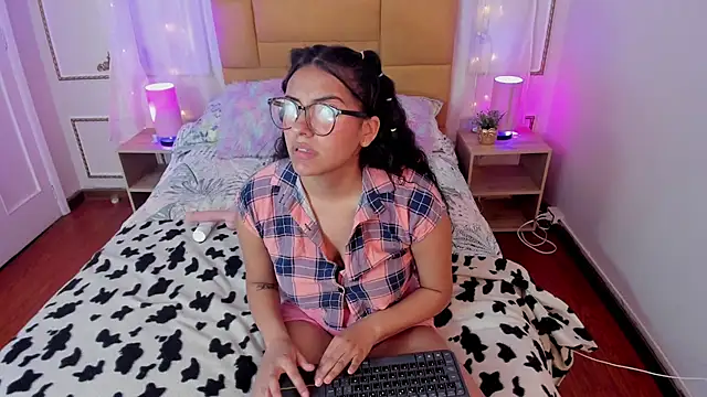 VioletaVix online show from 03-05-26, 03:24