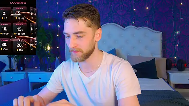 Dexter Raze online show from 04-17-26, 03:26