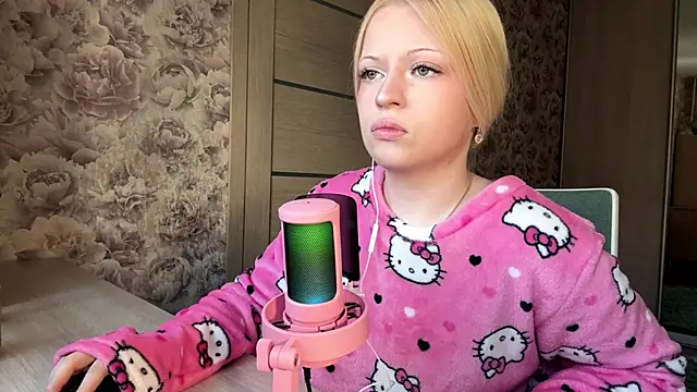 JeneeBIanks online show from 03-21-26, 10:42