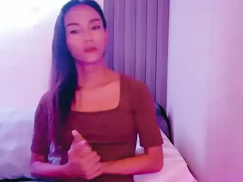 Snapshot of Miyahkoschakxx chatting on 07-16-26, 12:05 Miyahkoschakxx online show from 07-16-26, 12:05
