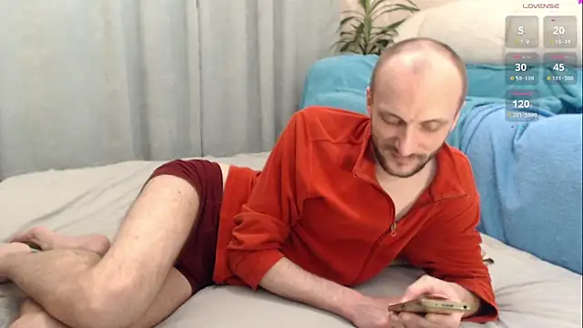 Snapshot of edifox089 chatting on 06-01-26, 10:33 edifox089 online show from 06-01-26, 10:33