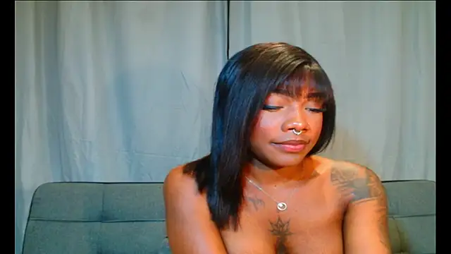 Zoe242103 online show from 05-14-26, 08:37