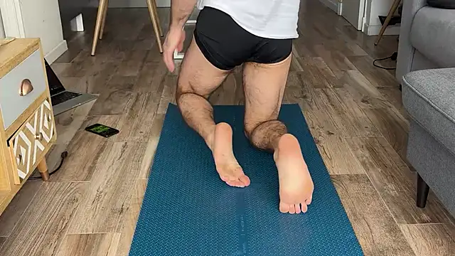 Snapshot of JuliaLuHot80 chatting on 03-11-26, 03:07 JuliaLuHot80 online show from 03-11-26, 03:07