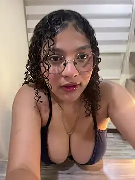 Snapshot of KendyLove_ chatting on 06-05-26, 04:52 KendyLove online show from 06-05-26, 04:52