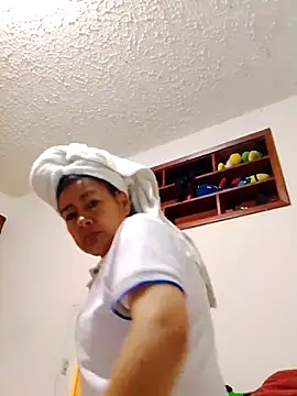 Snapshot of Samanta_gonzales chatting on 02-27-26, 04:18 Samanta gonzales online show from 02-27-26, 04:18