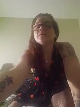 Sexymilf6992 online show from 06-10-26, 02:34